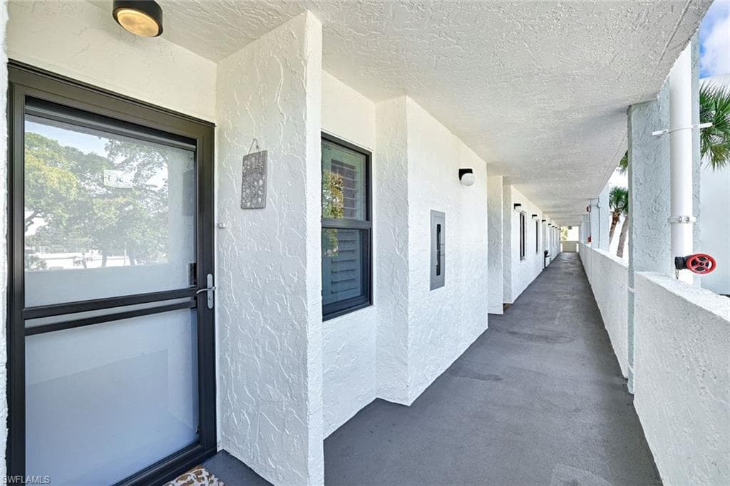 1085 Bald Eagle Dr D306, Marco Island, FL 34145-6