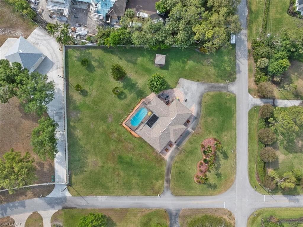 50 Cajeput Dr, Naples, FL 34108-10