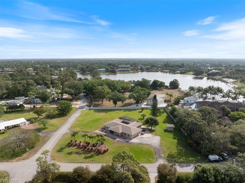 50 Cajeput Dr, Naples, FL 34108-1