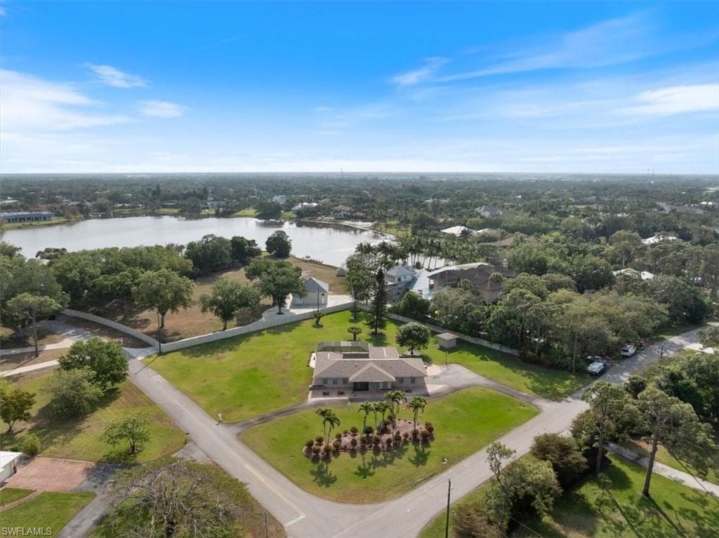 50 Cajeput Dr, Naples, FL 34108-2