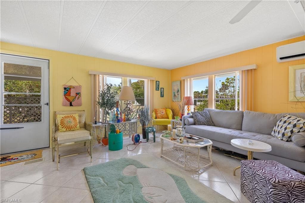 101 Audubon Rd, Naples, FL 34114-17