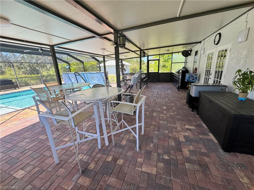 2618 35th Ave NE, Naples, FL 34120-10
