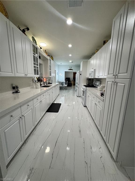 2618 35th Ave NE, Naples, FL 34120-11