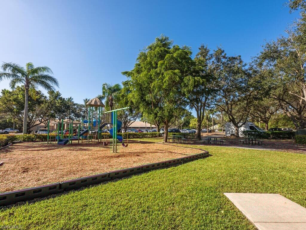 1834 Morning Sun Ln C-39, Naples, FL 34119-11