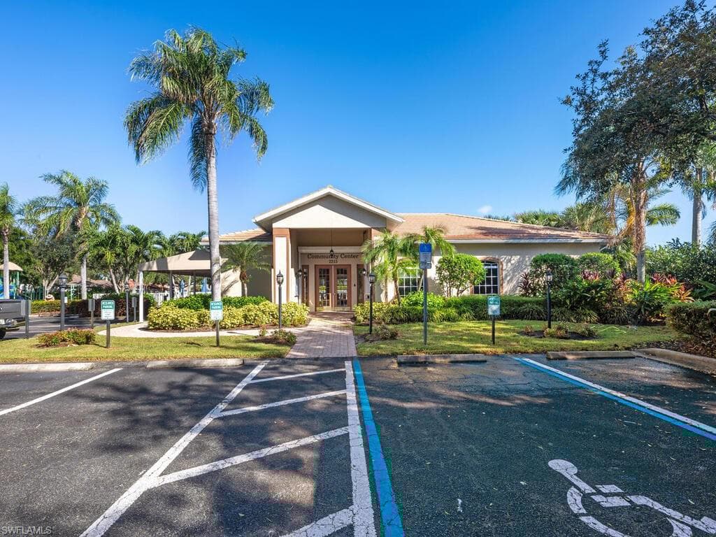 1834 Morning Sun Ln C-39, Naples, FL 34119-25