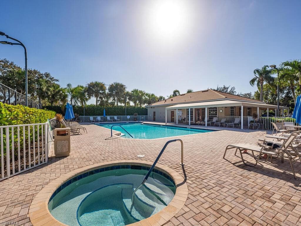 1834 Morning Sun Ln C-39, Naples, FL 34119-26