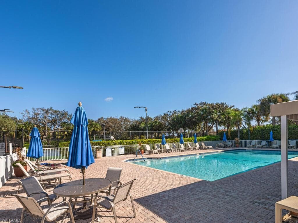 1834 Morning Sun Ln C-39, Naples, FL 34119-8
