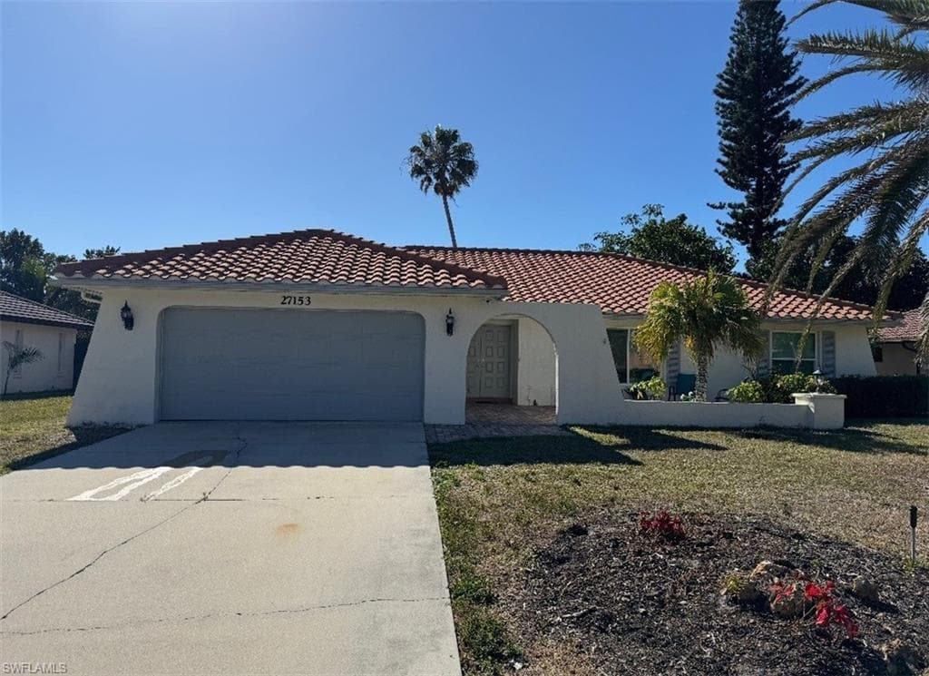 27153 Edenbridge Ct, Bonita Springs, FL 34135-2