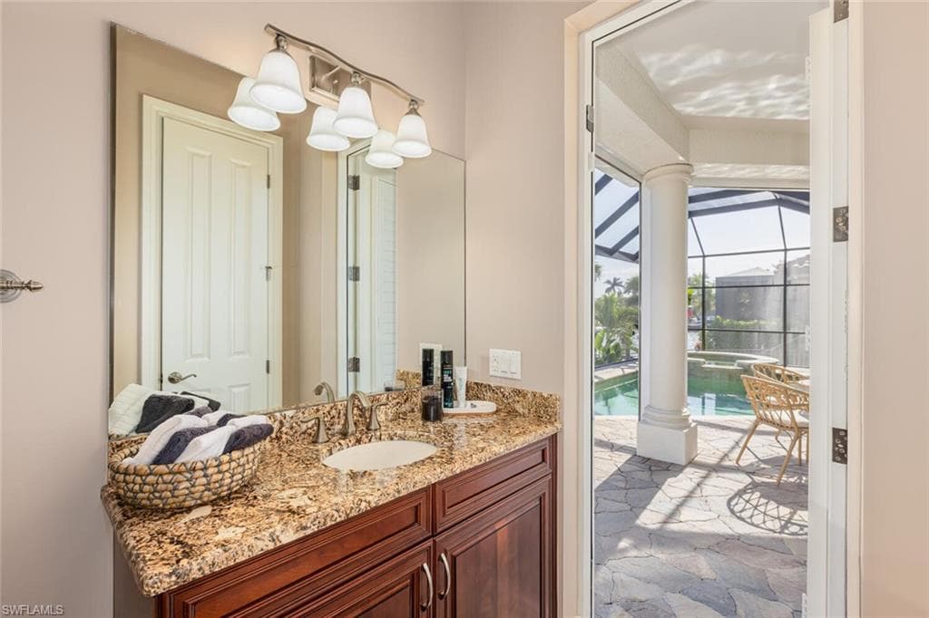 1552 Kingston Ct, Marco Island, FL 34145-15