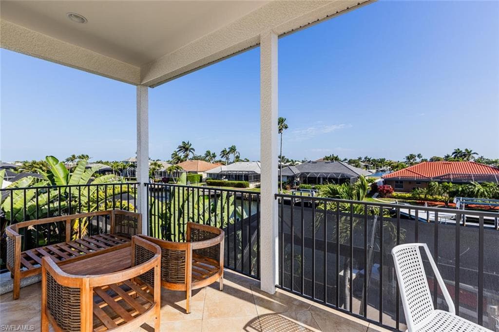 1552 Kingston Ct, Marco Island, FL 34145-21