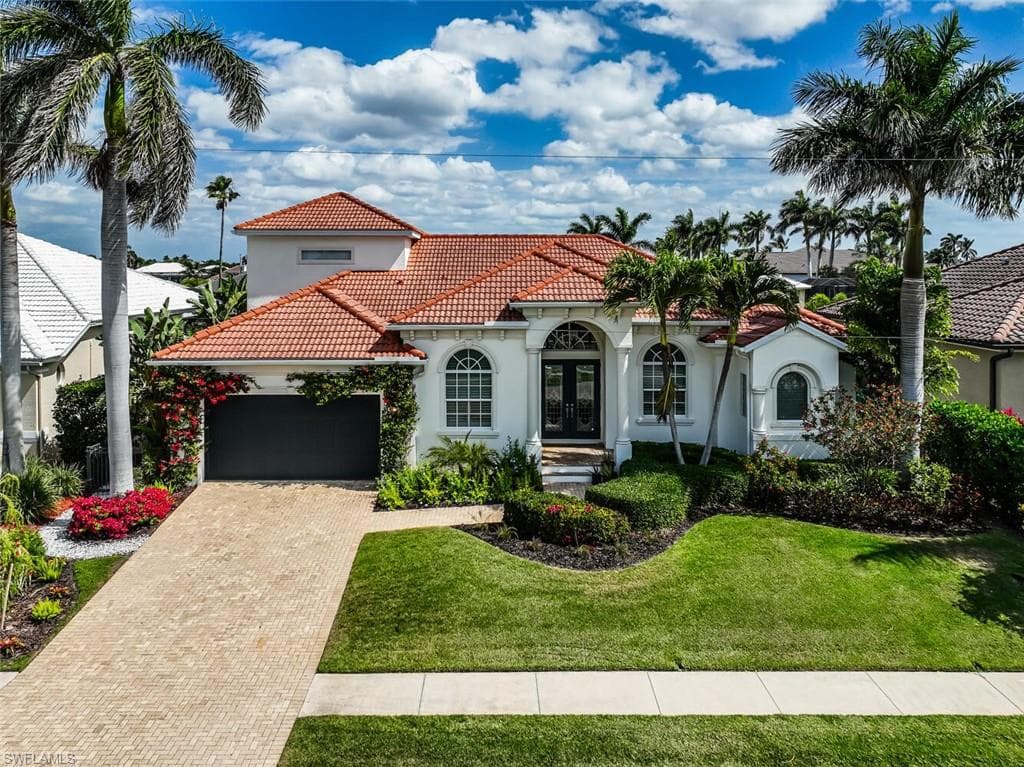 1552 Kingston Ct, Marco Island, FL 34145-2