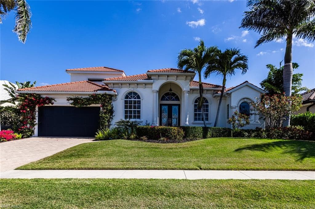 1552 Kingston Ct, Marco Island, FL 34145-38