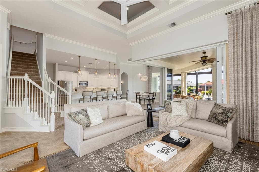 1552 Kingston Ct, Marco Island, FL 34145-3