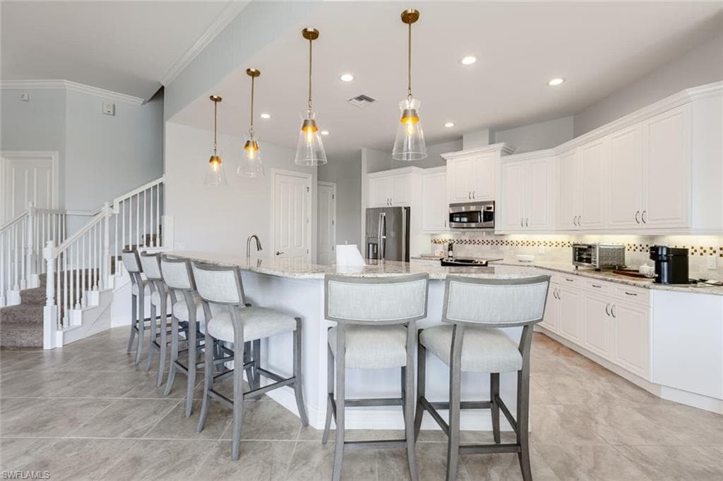 1552 Kingston Ct, Marco Island, FL 34145-8
