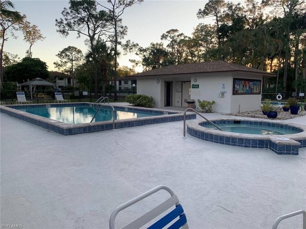 1885 Courtyard Way A102, Naples, FL 34112-16