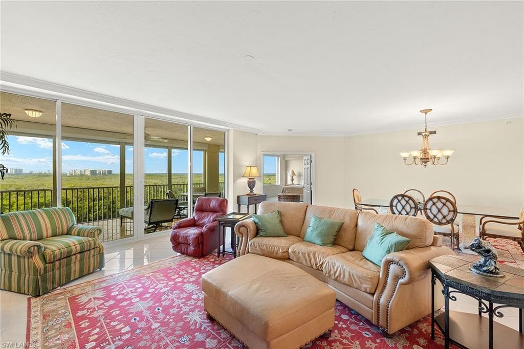 425 Dockside Dr 703, Naples, FL 34110-7
