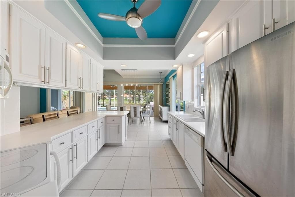 3060 Ellice Way, Naples, FL 34119-12