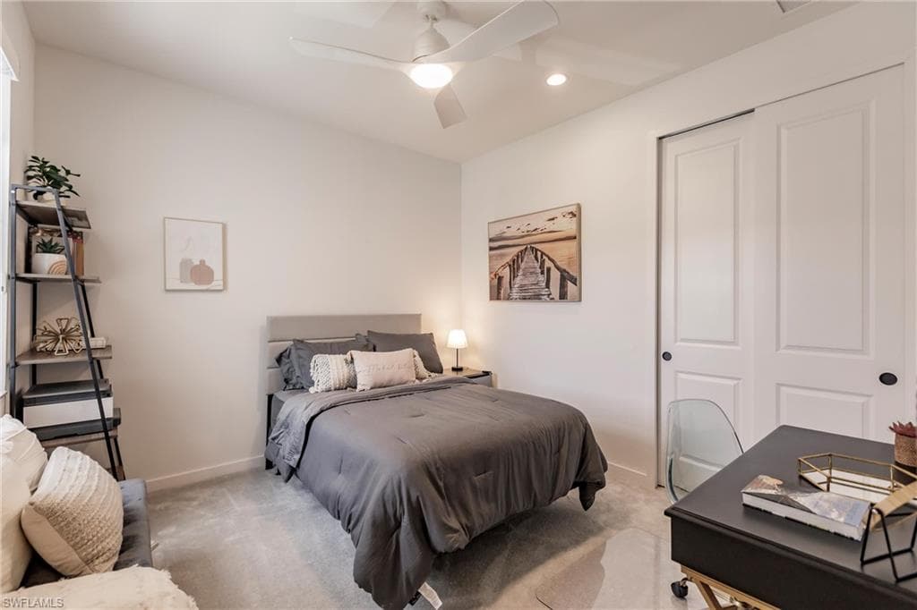 13005 Pembroke Dr, Naples, FL 34105-37