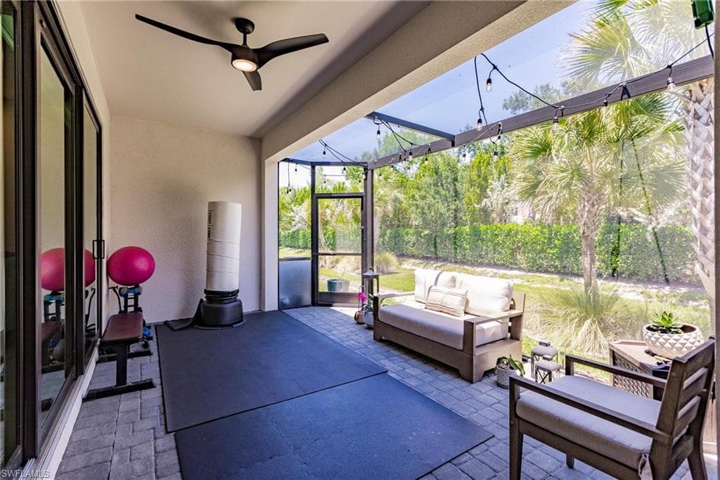 13005 Pembroke Dr, Naples, FL 34105-44