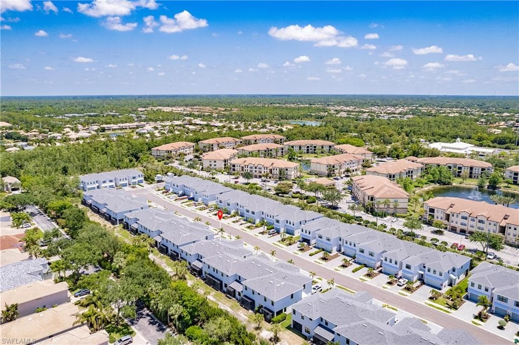 13005 Pembroke Dr, Naples, FL 34105-50