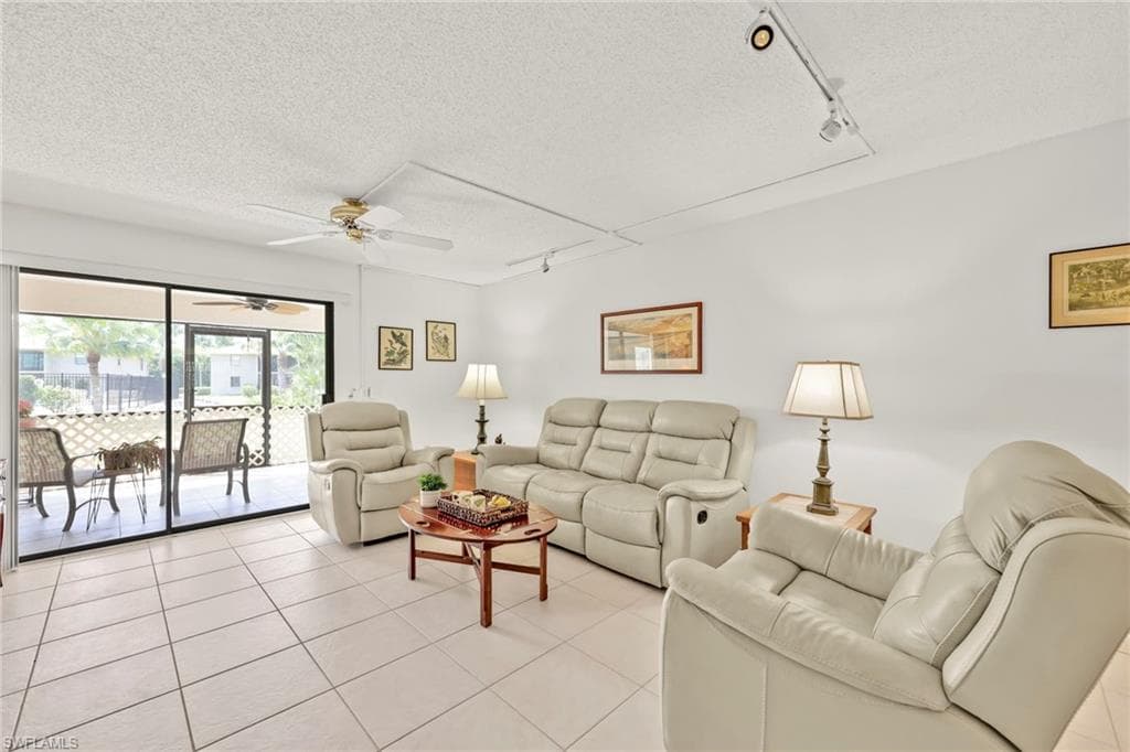 151 Cypress Way E C103, Naples, FL 34110-11