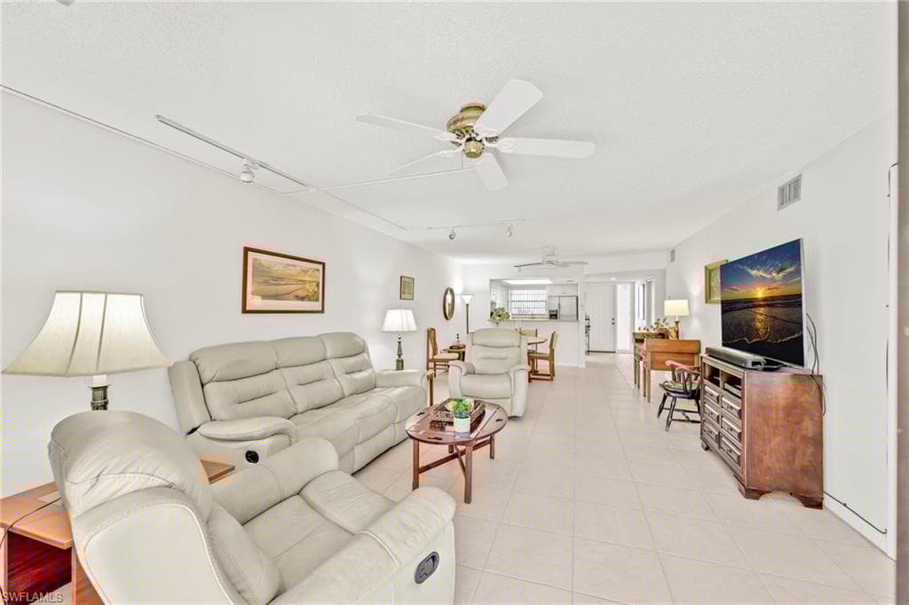 151 Cypress Way E C103, Naples, FL 34110-12