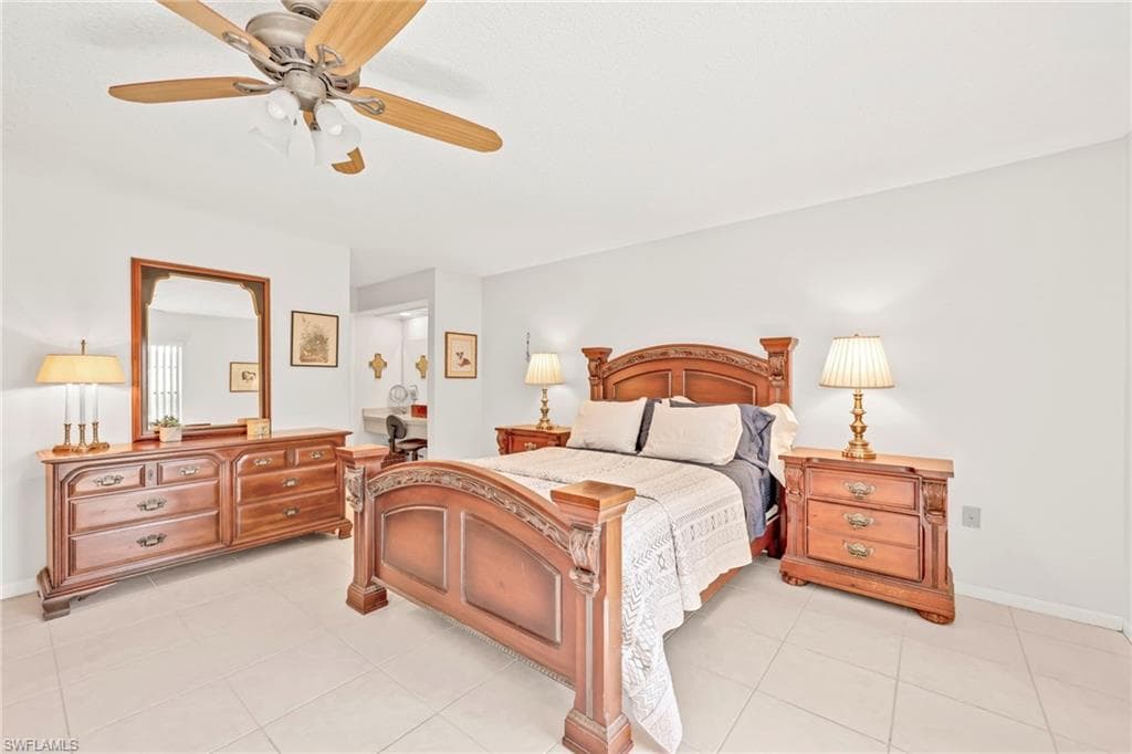 151 Cypress Way E C103, Naples, FL 34110-17