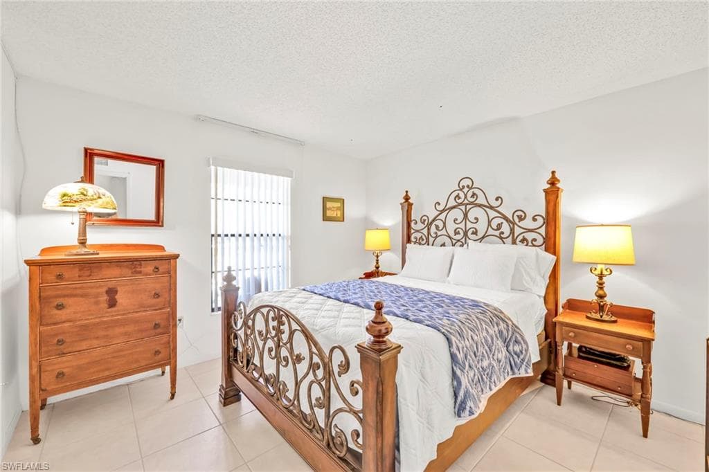 151 Cypress Way E C103, Naples, FL 34110-20