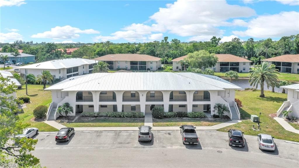 151 Cypress Way E C103, Naples, FL 34110-29