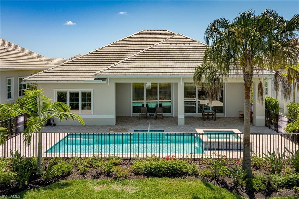3287 Kumamoto Ln, Naples, FL 34114-26