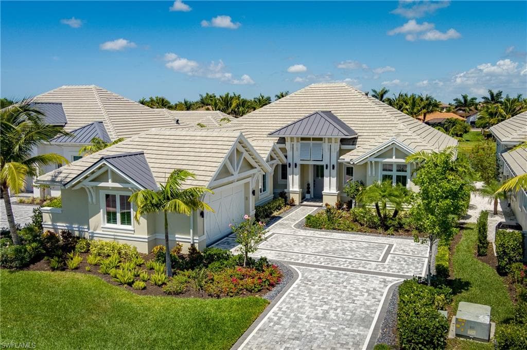 3287 Kumamoto Ln, Naples, FL 34114-30