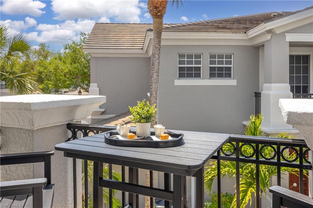 1385 Remington Ct 8201, Naples, FL 34110-17