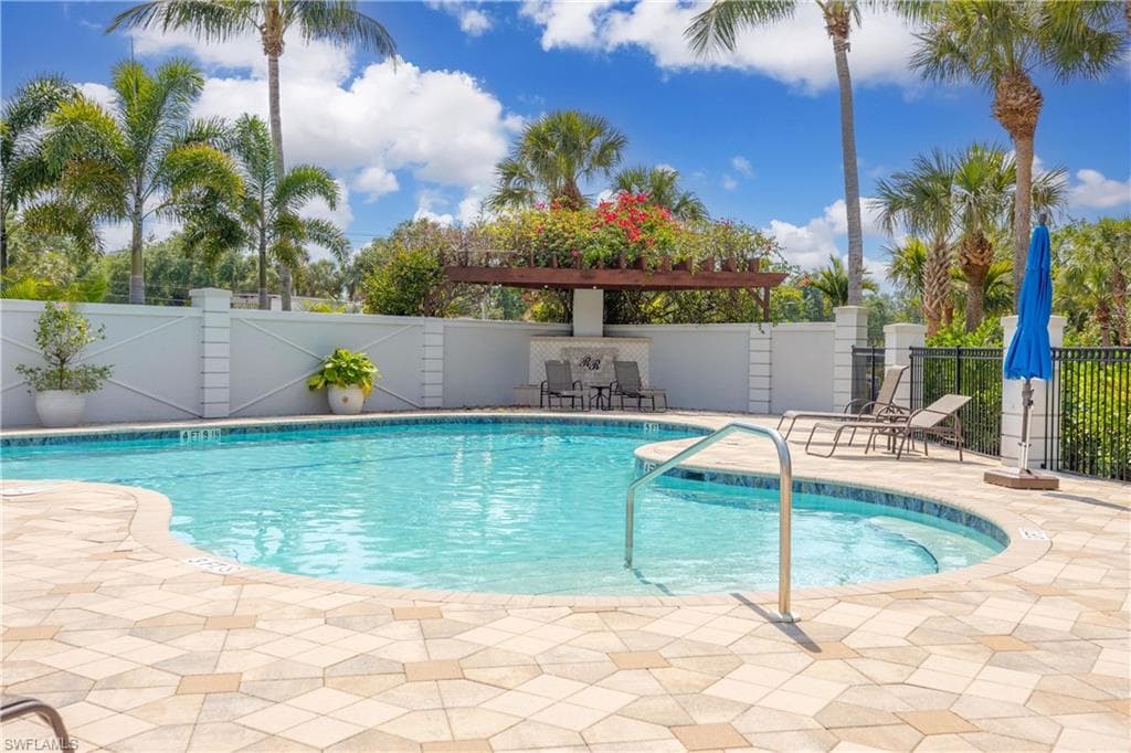 1385 Remington Ct 8201, Naples, FL 34110-37