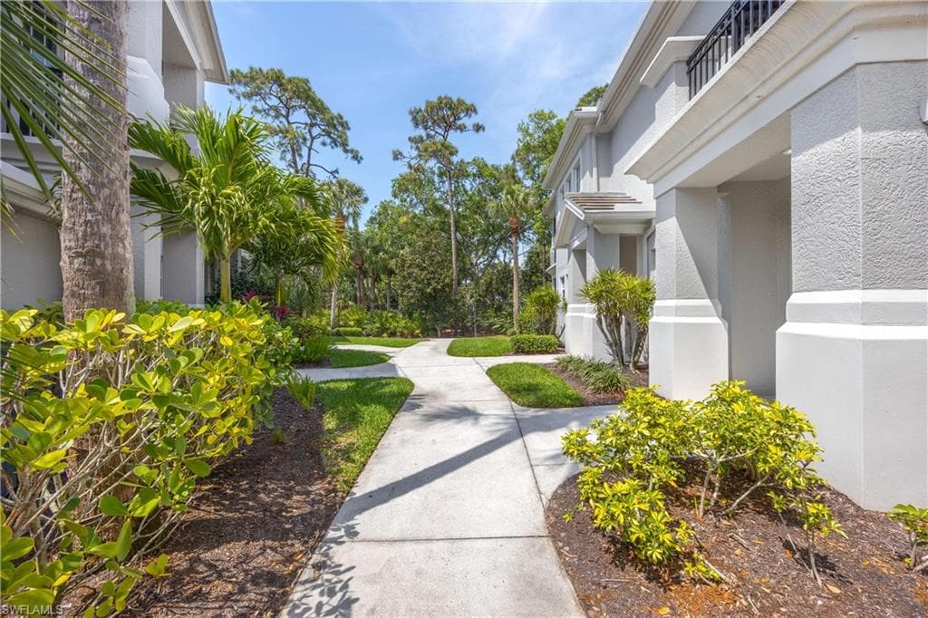 1385 Remington Ct 8201, Naples, FL 34110-4