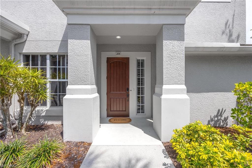 1385 Remington Ct 8201, Naples, FL 34110-5