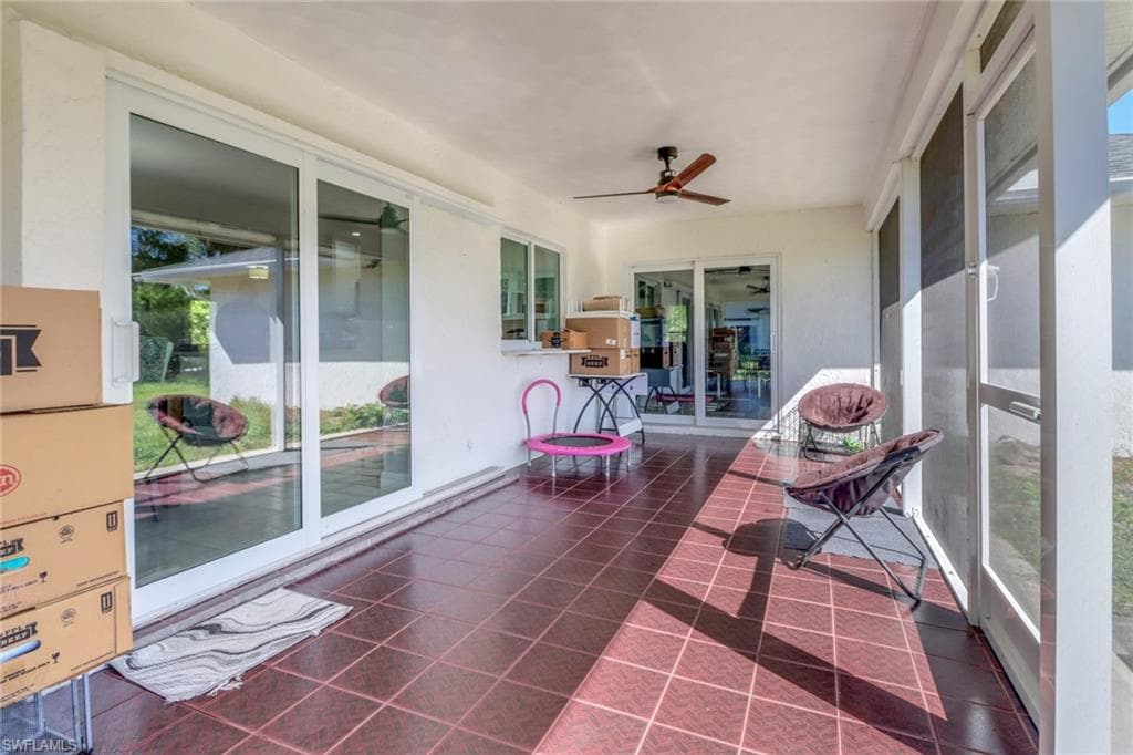 1530 Everglades Blvd S, Naples, FL 34117-21