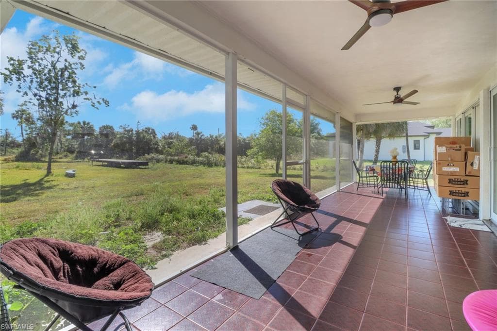 1530 Everglades Blvd S, Naples, FL 34117-22