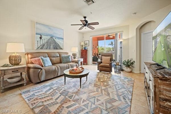 9621 Spanish Moss Way 3823, Bonita Springs, FL 34135-15