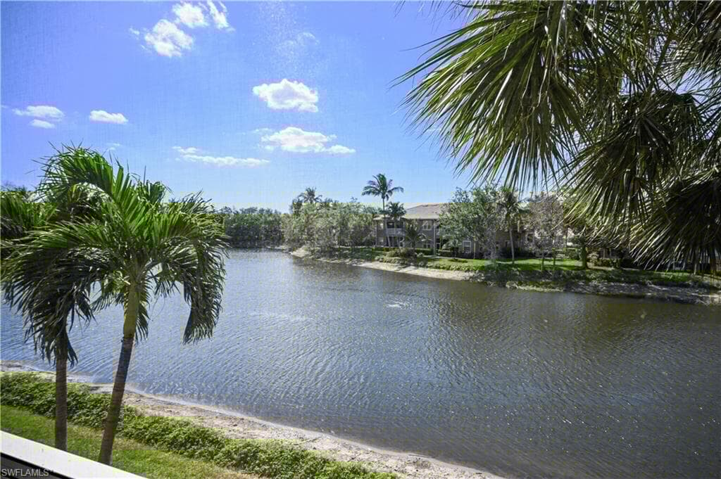 9621 Spanish Moss Way 3823, Bonita Springs, FL 34135-19