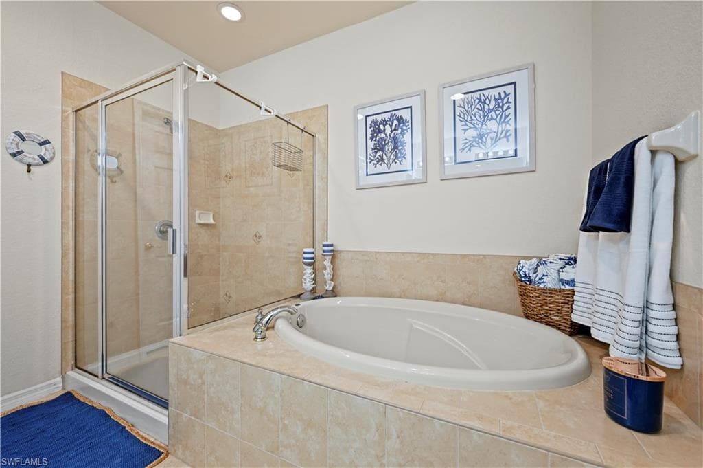 9621 Spanish Moss Way 3823, Bonita Springs, FL 34135-24