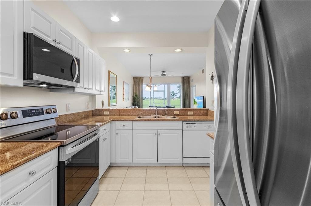 7955 Mahogany Run Ln 512, Naples, FL 34113-8