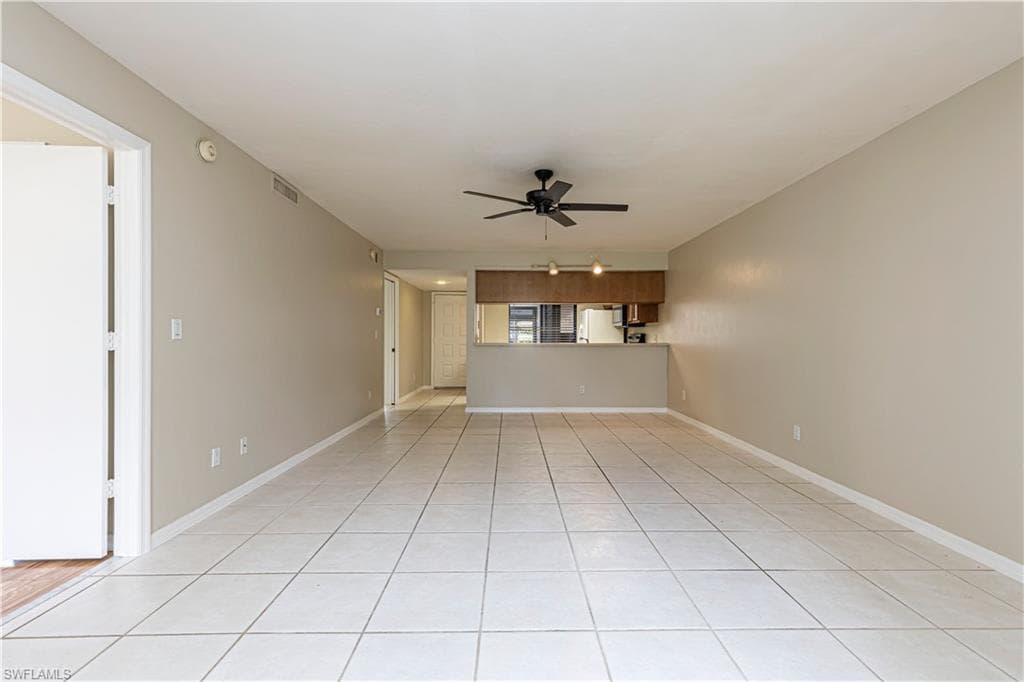5825 Rattlesnake Hammock Rd 108, Naples, FL 34113-10