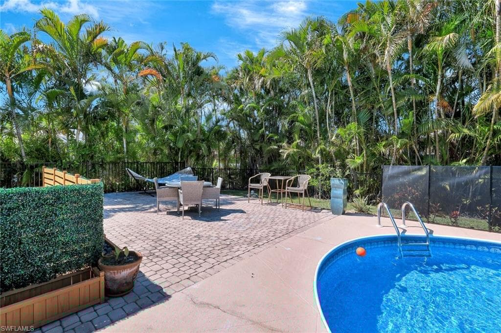 4521 Rosea Ct, Naples, FL 34104-34