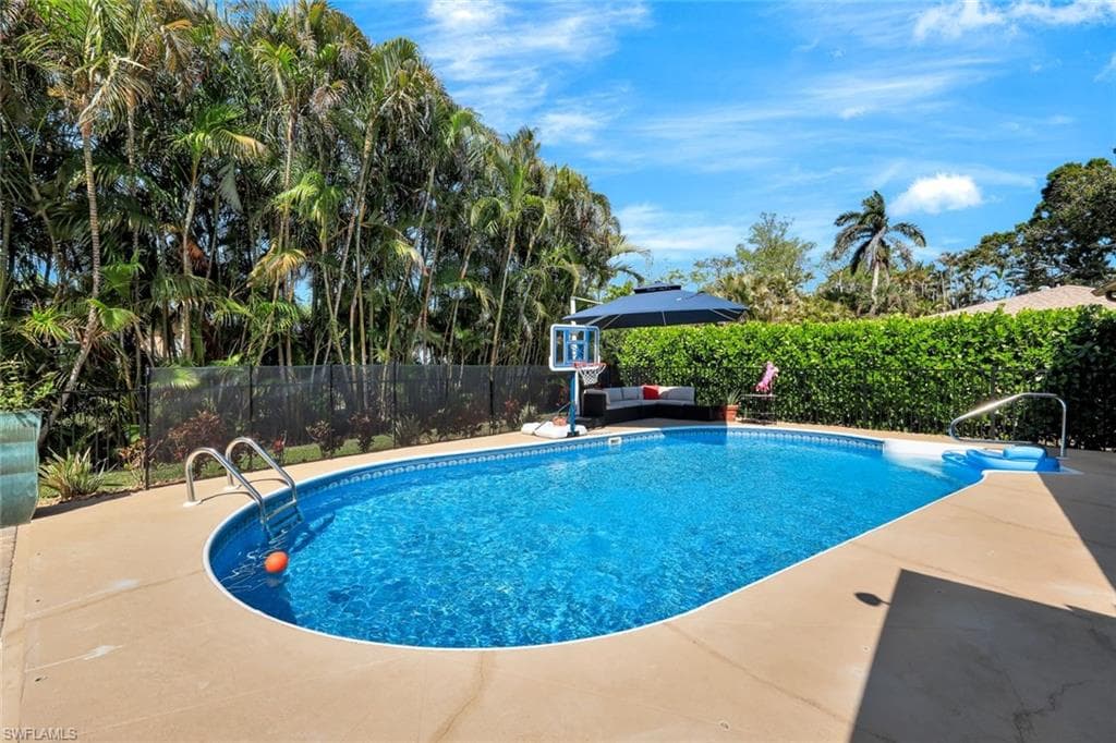 4521 Rosea Ct, Naples, FL 34104-35
