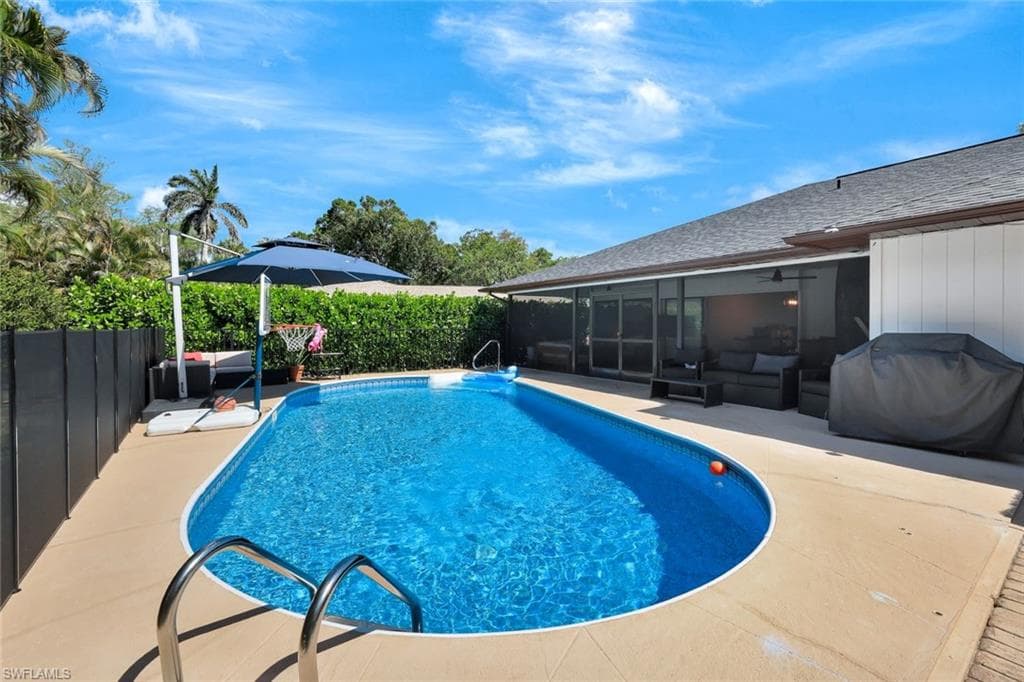 4521 Rosea Ct, Naples, FL 34104-36