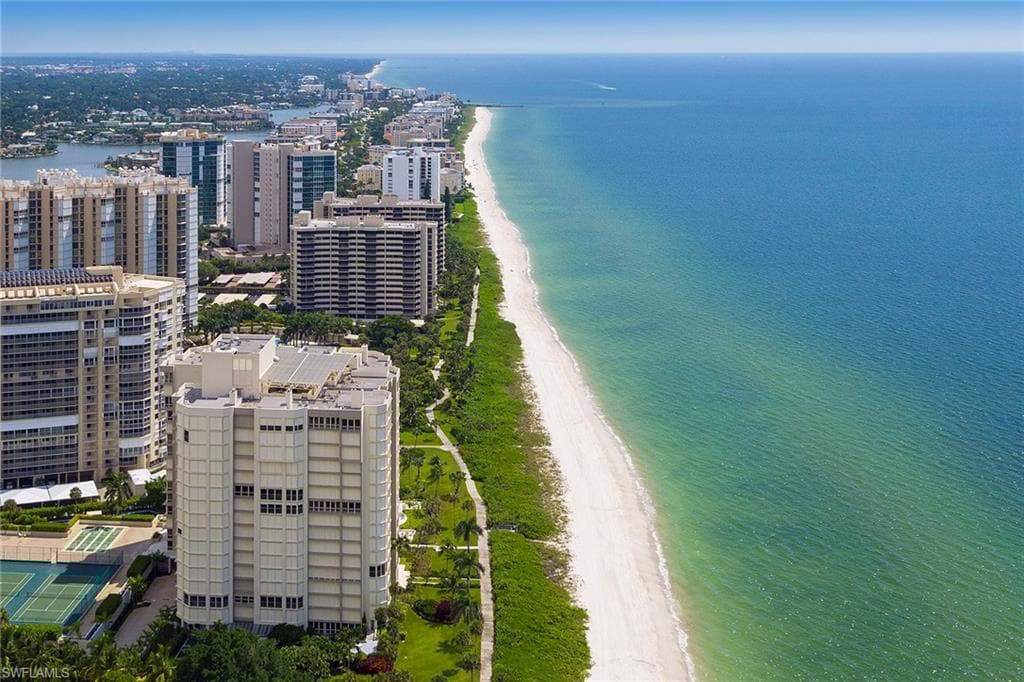 4051 Gulf Shore Blvd N 1205, Naples, FL 34103-22