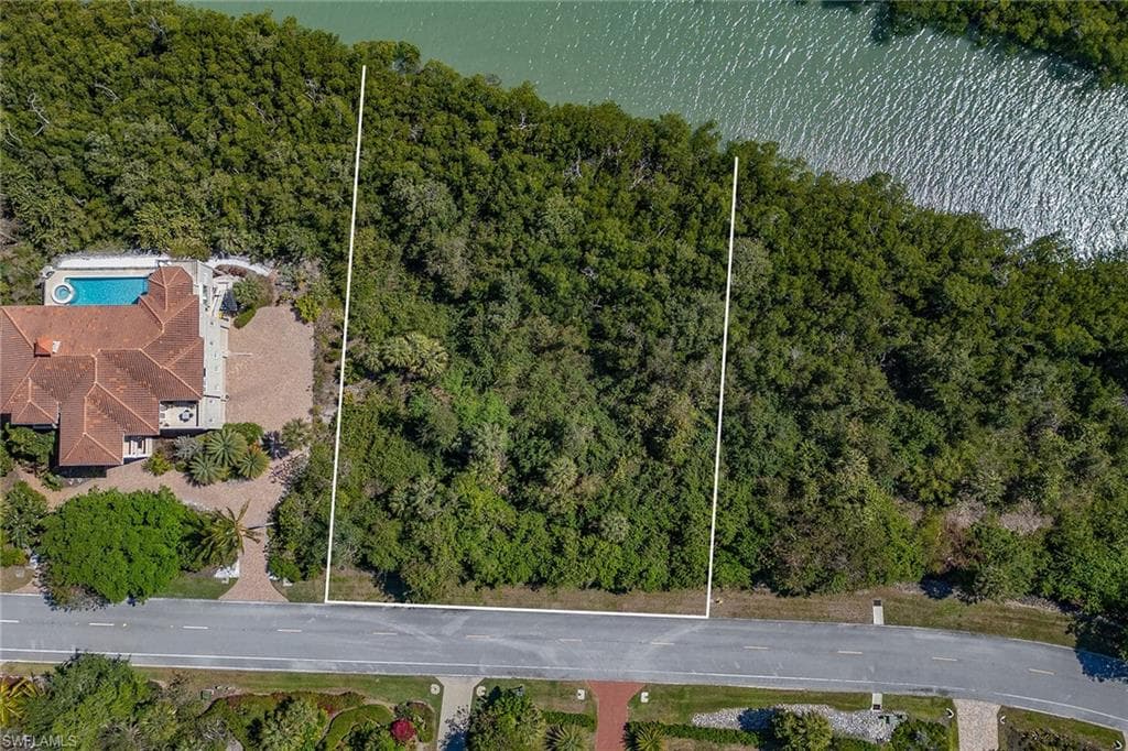 1236 Blue Hill Creek Dr, Marco Island, FL 34145-4