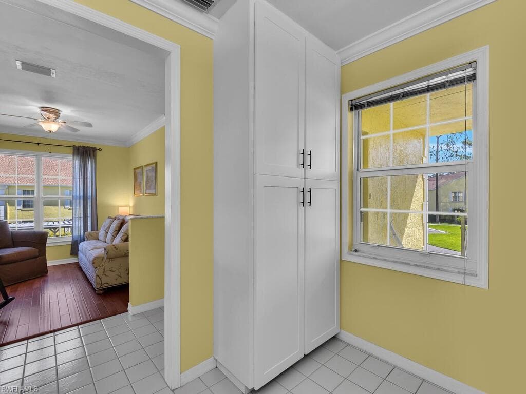 2702 Kings Lake Blvd 204, Naples, FL 34112-12