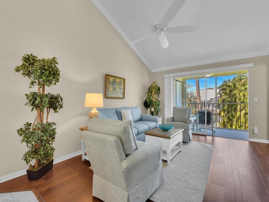2702 Kings Lake Blvd 204, Naples, FL 34112-15