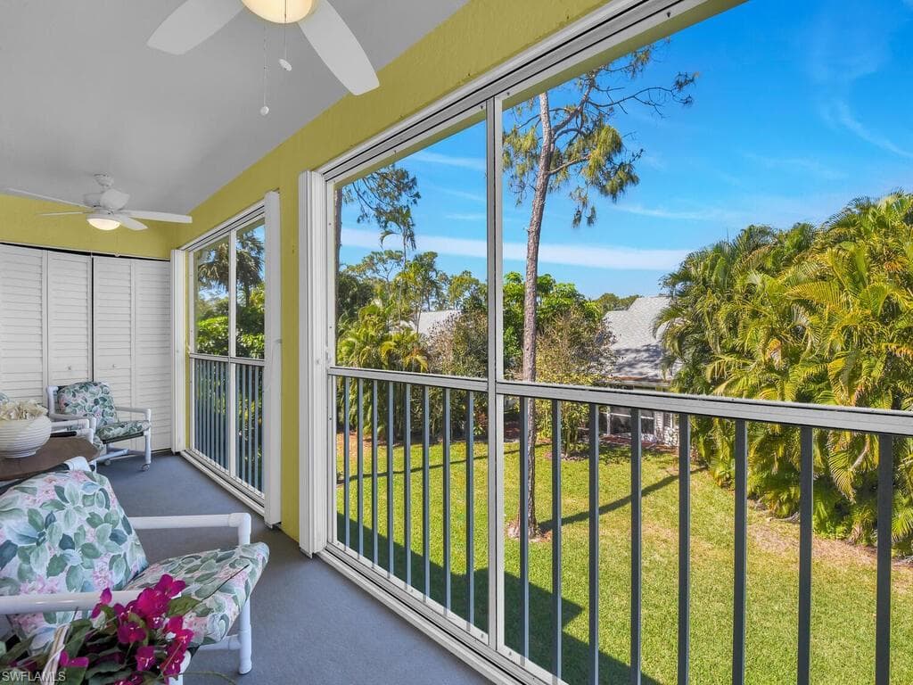 2702 Kings Lake Blvd 204, Naples, FL 34112-23